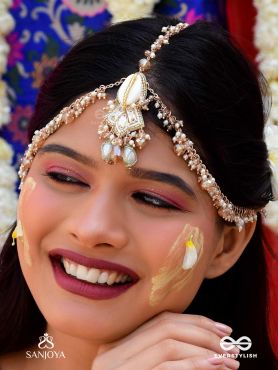 Daksayanina - Champagne Frost - Beads, Shells And Glass Drops Hand Embroidered Maangtika