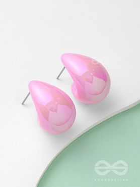 Shining Crescents - Holographic Acrylic Earrings (Light Pink)