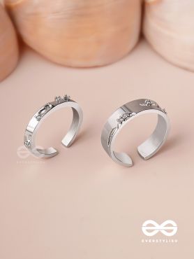 The Engraved Stories - Silver Embellished Rings (Set Of 2 Adjustable)