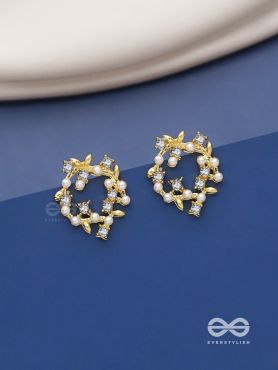 Emerald vines -Wreath shaped pearl studs 