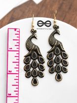 The Pleasant Peacocks - A Dark Fantasy Collection