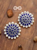 The headturner's blissful blue and pearls statement earrings