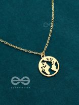 Citizen Of The Globe - Statement Golden Neckpiece With Anti-Tarnish Coating 