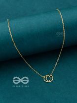 The Dainty Links - Golden Casual Neckpiece