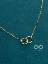 The Dainty Links - Golden Casual Neckpiece
