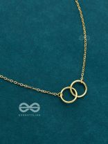 The Dainty Links - Golden Casual Neckpiece