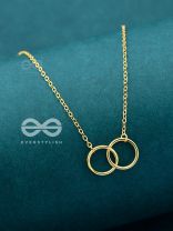 The Dainty Links - Golden Casual Neckpiece