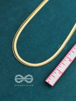 The Woman of Elegance - Golden Multilayered Neckpiece