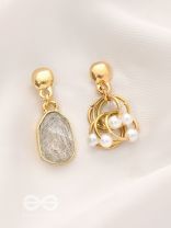 The Entangled Glamour - Statement Golden Earrings