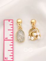 The Entangled Glamour - Statement Golden Earrings