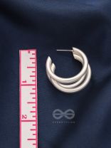 THE ELEGANT TURNS - MATTE FINISHED SILVER HOOPS