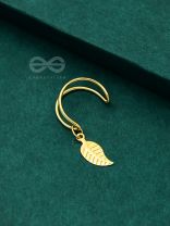 The Last Leaf - Golden Casual Earcuff (One Ear)