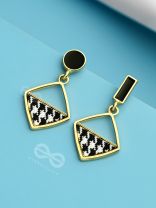 The Geometric Funk - Statement Hounstooth Pattern Earrings