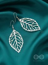 LEAF ME ALONE - Casual Silver Danglers