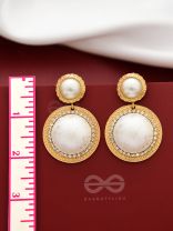 Pearls of Poignance - Statement Golden Earrings