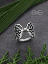 Butterfly Wings Fly Away - Oxidised Adjustable Ring