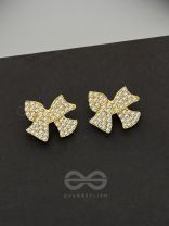 The Knotted Star- Golden Rhinestones Earrings