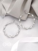 The Ruffled Ring- Minimalist Silver Hoops