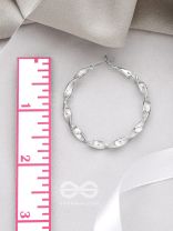 The Ruffled Ring- Minimalist Silver Hoops