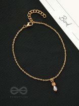 The Icey Glam - Golden Anklet