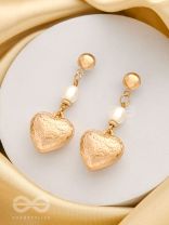 A Heart of Gold- Classy Golden Earrings