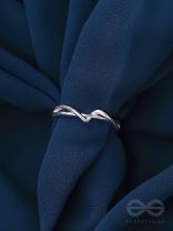 The Twisted Vine- Elegant Silver Ring