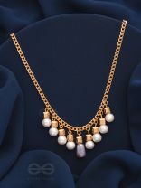 Glowing Lanterns- Golden Pearls Necklace With Anti-Tarnish Coating 