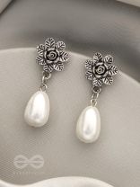 The Frosty Dewdrop- Oxidised Pearl Earrings