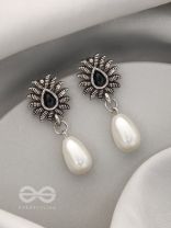 Drops of Desire- Oxidised Pearl Earrings
