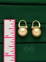 TEARS OF MERMAID- GOLDEN PEARL EARRINGS