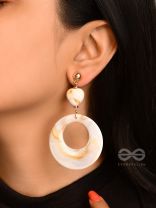 The 'Sea'sational- Golden Embellished Earrings