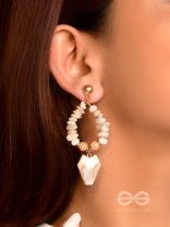 The Coastal Charm- Golden Embellished Earrings