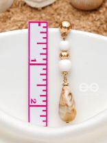 Sand n Pearls- Golden Embellished Earrings
