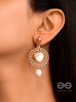 Shining Sun n Sand- Golden Shell Earrings
