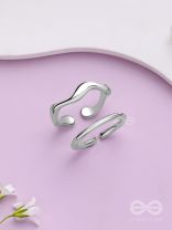 The Moonlit Trails- Silver Set of Two Rings
