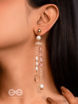 The Lush Grapevine- Golden Pearl Earrings