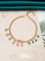 Twinkle Twinkle Lil Star- Golden Embellished Bracelet