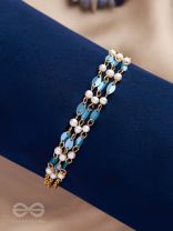 THE AQUAMARINE DELIGHT - ELEGANT MULTILAYERED BRACELET