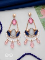 THE TWILIGHT NIGHT - GOLDEN EMBELLISHED EARRINGS