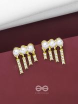 SWINGIN IN WIND - GOLDEN PEARL EARRINGS