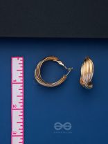 LEVELING IT UP - STATEMENT GOLDEN HOOPS