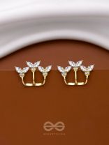 THE FLUTTERBY EFFECT - GOLDEN STUD EARRINGS