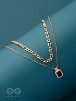 OUT OF THE DARK - BLACK MULTILAYERED NECKPIECE