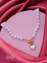 A LOVE AFFAIR - GOLDEN PEARL NECKPIECE