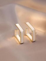 ONCE UPON A SQUARE - GOLDEN ENAMELLED EARRINGS (WHITE)