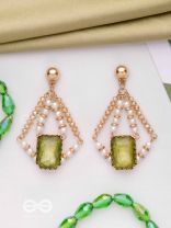 THE NATURE'S GRACE  - ELEGANT DROP EARRINGS