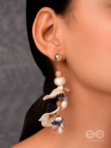 SHIMMERING SEASIDE - STATEMENT DROP EARRINGS