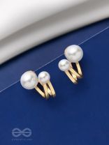 DUET OF PEARLS - GOLDEN STUDS