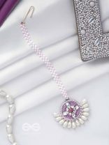 MUKHASHRI - FILLED WITH BEAUTY - STONES, CUTDANA AND BEADS EMBROIDERED MAANGTIKA