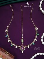 SIBIRA - SUPREME ROYALTY - STONE, BEADS AND GLASS DROPS EMBROIDERED MAANGTIKA